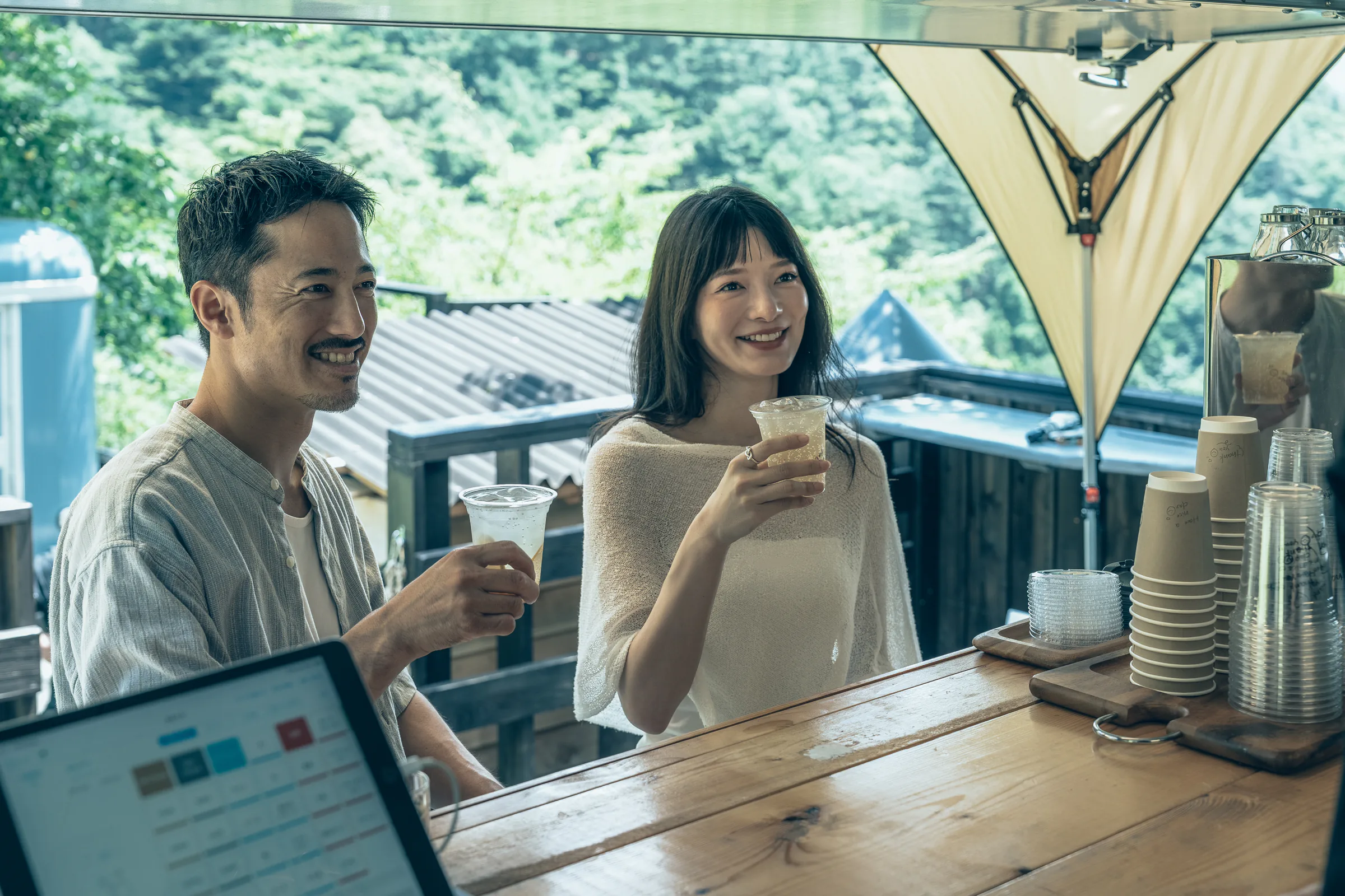 つながるカフェの写真